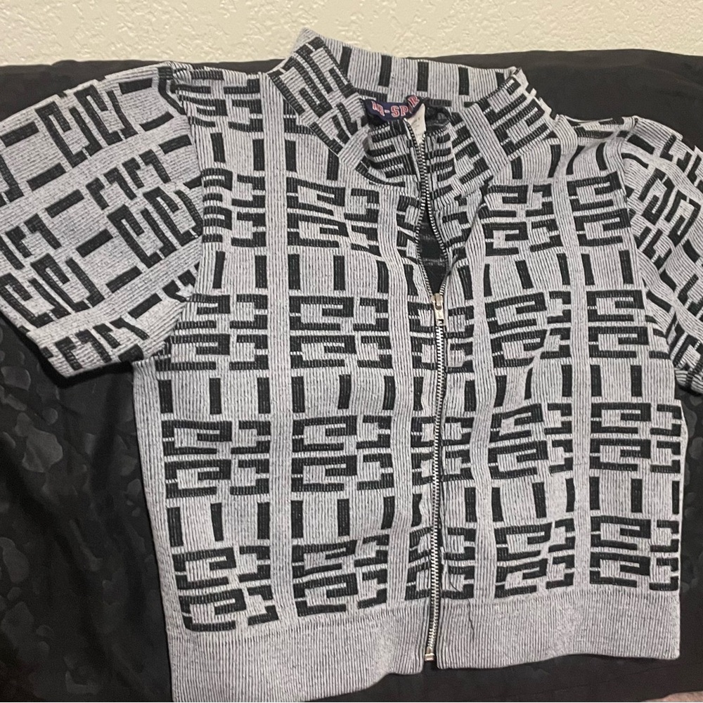 AQ Sport zip up crop top